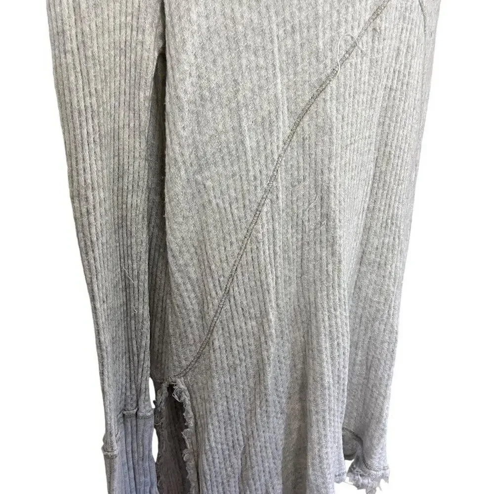 Free People Womens Waffle Knit Longline Knit V-Neck Long Sleeve Top Shirt sz M